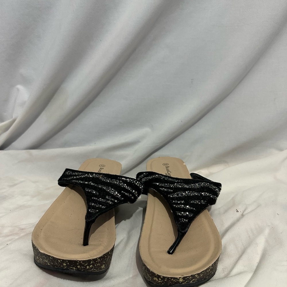 Black Canyon Outfitters Black & Silver Sparkle Wedge Slip-On Sandals Size 10
